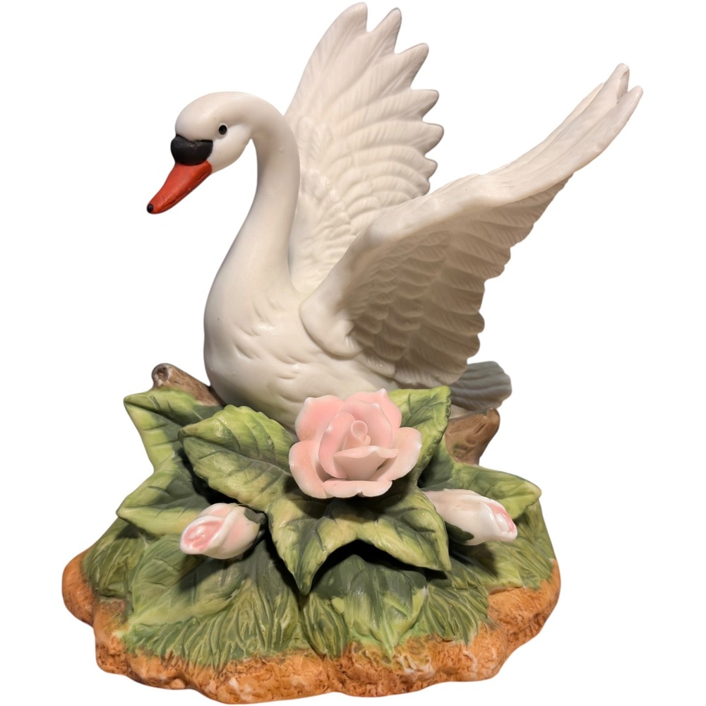 Vintage‎ Seymour Mann M Bernini Porcelain Swan Figurine Take Flight Roses Mint
